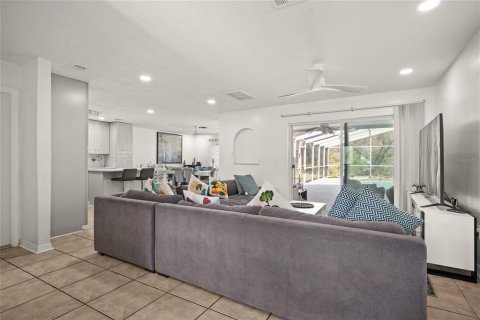 Villa ou maison à vendre à Port Richey, Floride: 3 chambres, 170.38 m2 № 2142975 - photo 10