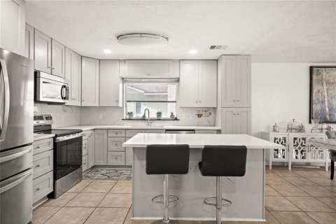 Villa ou maison à vendre à Port Richey, Floride: 3 chambres, 170.38 m2 № 2142975 - photo 6