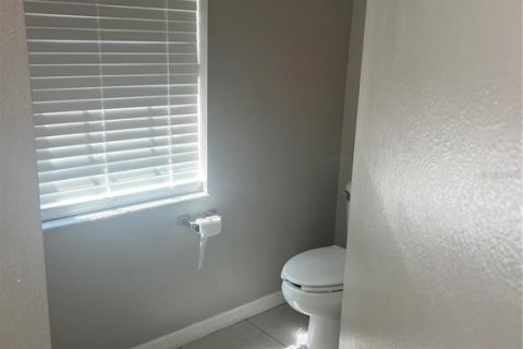 House in Kissimmee, Florida 3 bedrooms, 135.64 sq.m. № 1879537 - photo 6