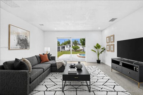 House in Margate, Florida 4 bedrooms, 124.49 sq.m. № 1619515 - photo 14