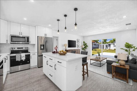 House in Margate, Florida 4 bedrooms, 124.49 sq.m. № 1619515 - photo 6