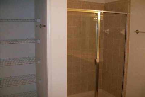 Townhouse in Sarasota, Florida 3 bedrooms, 177.63 sq.m. № 2399246 - photo 7