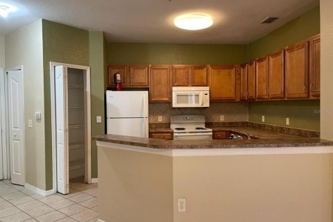Condominio en venta en Orlando, Florida, 3 dormitorios, 127.18 m2 № 1690435 - foto 2