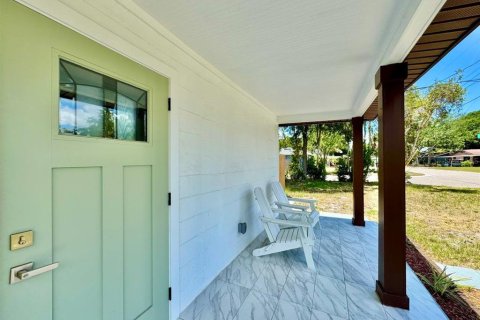 Villa ou maison à louer à Tampa, Floride: 3 chambres, 111.48 m2 № 2112147 - photo 5