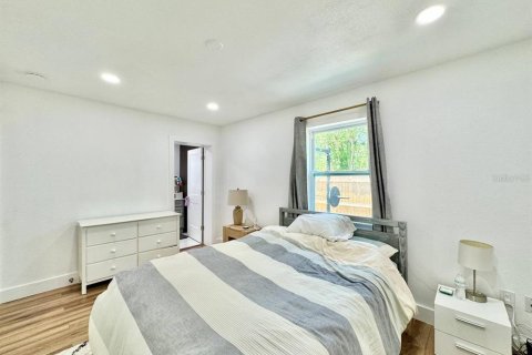 Villa ou maison à louer à Tampa, Floride: 3 chambres, 111.48 m2 № 2112147 - photo 25