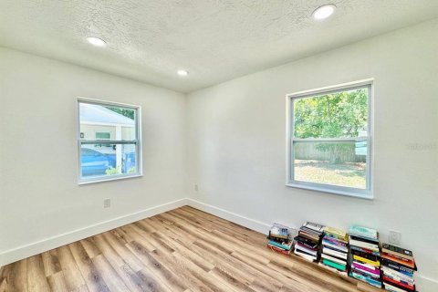 Villa ou maison à louer à Tampa, Floride: 3 chambres, 111.48 m2 № 2112147 - photo 19