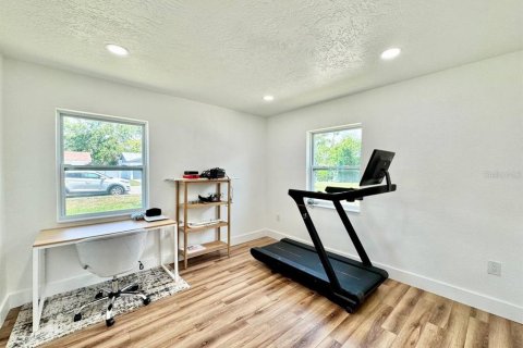 Villa ou maison à louer à Tampa, Floride: 3 chambres, 111.48 m2 № 2112147 - photo 15