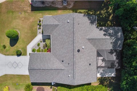 House in The Villages, Florida 3 bedrooms, 169.73 sq.m. № 1642865 - photo 4