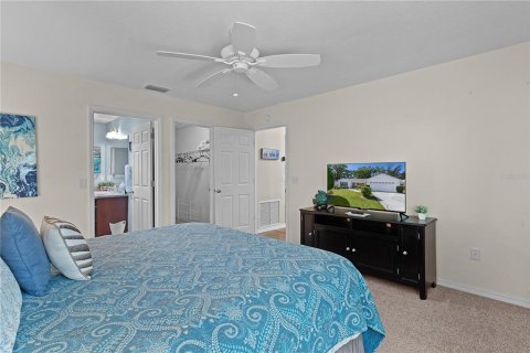 House in The Villages, Florida 3 bedrooms, 169.73 sq.m. № 1642865 - photo 16