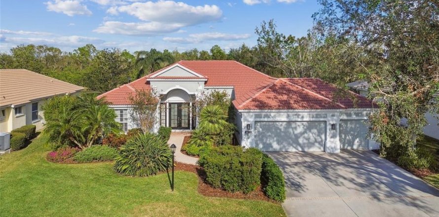 Villa ou maison à Lakewood Ranch, Floride 4 chambres, 222.97 m2 № 2091858
