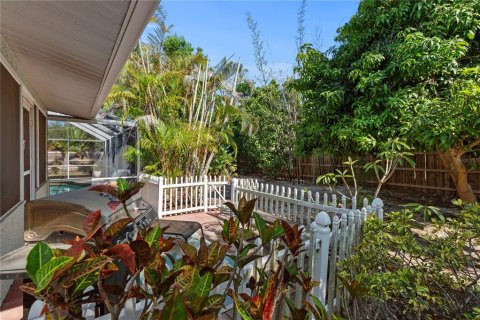 House in Sarasota, Florida 3 bedrooms, 204.01 sq.m. № 1635026 - photo 26
