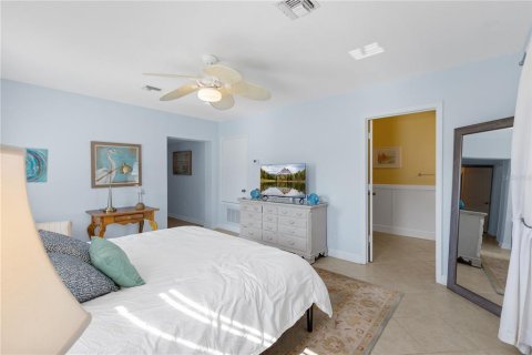 House in Sarasota, Florida 3 bedrooms, 204.01 sq.m. № 1635026 - photo 29