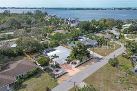 Casa en alquiler en Sarasota, Florida, 3 dormitorios, 204.01 m2 № 1635026 - foto 3