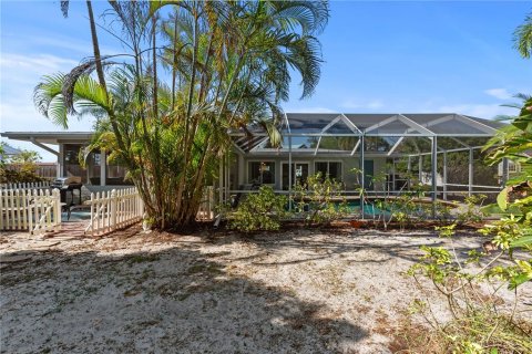 House in Sarasota, Florida 3 bedrooms, 204.01 sq.m. № 1635026 - photo 25