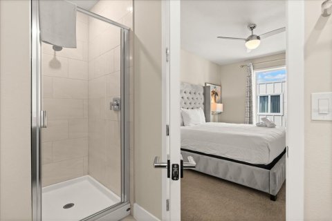 Condo in Kissimmee, Florida, 5 bedrooms  № 2222505 - photo 10