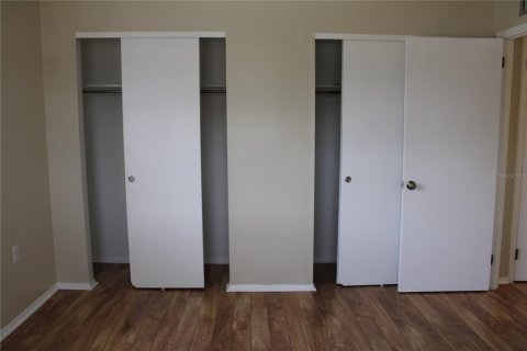 Снять в аренду кондоминиум в Брейдентон, Флорида 8 комнат, 95.32м2, № 2103650 - фото 19