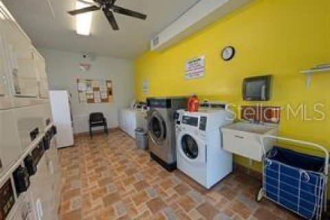 Снять в аренду кондоминиум в Брейдентон, Флорида 8 комнат, 95.32м2, № 2103650 - фото 28