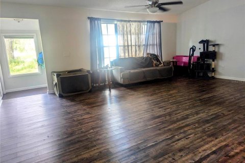 Casa en venta en Zephyrhills, Florida, 4 dormitorios, 170.57 m2 № 1654573 - foto 21