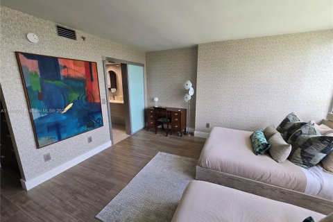 Condominio en alquiler en Miami, Florida, 2 dormitorios, 152.17 m2 № 1895654 - foto 22