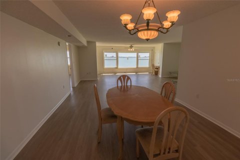 Condominio en venta en Gulfport, Florida, 2 dormitorios, 134.71 m2 № 2151787 - foto 6