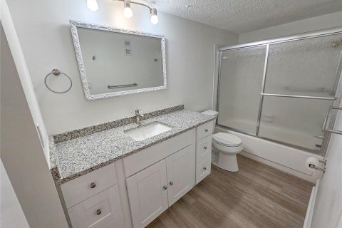 Condominio en venta en Gulfport, Florida, 2 dormitorios, 134.71 m2 № 2151787 - foto 18
