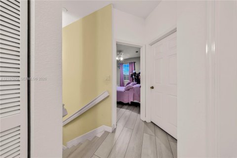 Condo in Cutler Bay, Florida, 3 bedrooms № 2426779 - photo 14