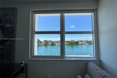 Copropriété à vendre à Miami Beach, Floride: 2 chambres, 140.75 m2 № 1979687 - photo 24