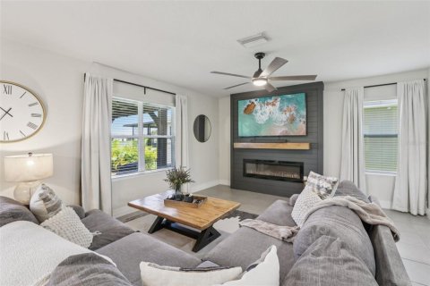 Casa en venta en Odessa, Florida, 4 dormitorios, 209.96 m2 № 1848692 - foto 10