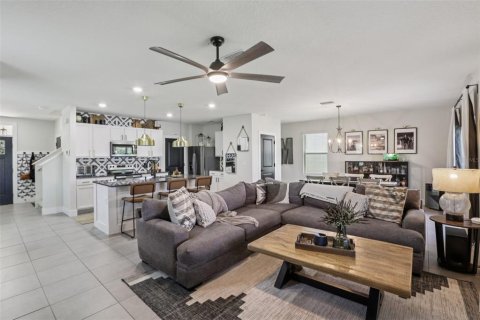 Casa en venta en Odessa, Florida, 4 dormitorios, 209.96 m2 № 1848692 - foto 11