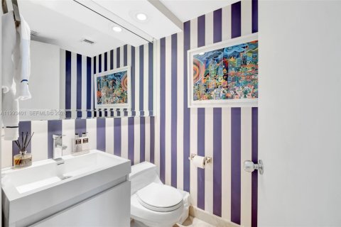 Condominio en alquiler en Miami, Florida, 2 dormitorios, 157.38 m2 № 2055467 - foto 10