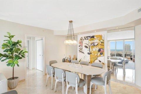 Condominio en alquiler en Miami, Florida, 2 dormitorios, 157.38 m2 № 2055467 - foto 7