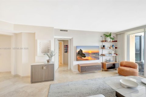 Condominio en alquiler en Miami, Florida, 2 dormitorios, 157.38 m2 № 2055467 - foto 5