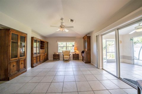 House in Punta Gorda, Florida 3 bedrooms, 214.33 sq.m. № 1780232 - photo 26