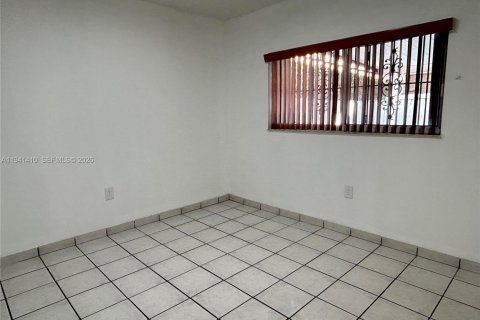 Copropriété à louer à Hialeah, Floride: 2 chambres, 91.04 m2 № 1998600 - photo 10