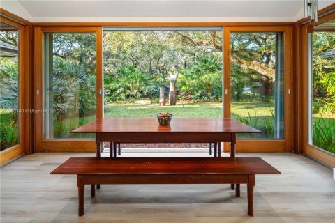 Купить виллу или дом в Корал-Гейблс, Флорида 5 спален, 579.62м2, № 1955537 - фото 14