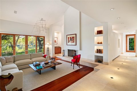 Купить виллу или дом в Корал-Гейблс, Флорида 5 спален, 579.62м2, № 1955537 - фото 9