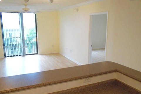 Appartement à louer à Hollywood, Floride: 1 chambre, 68.38 m2 № 2044548 - photo 3
