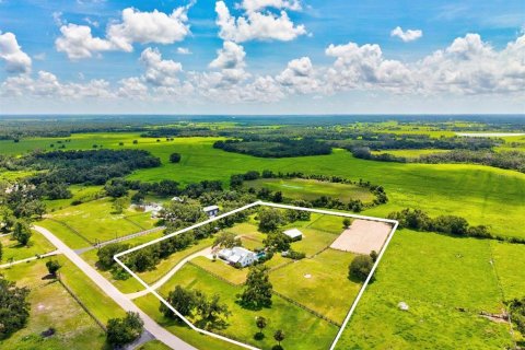 Casa en venta en Sarasota, Florida, 4 dormitorios, 206.61 m2 № 1827352 - foto 2