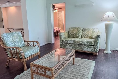 Villa ou maison à louer à Winter Haven, Floride: 3 chambres, 151.62 m2 № 2115465 - photo 6