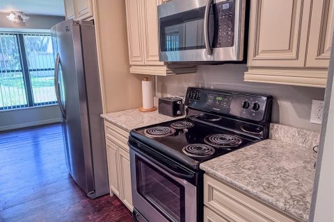 Villa ou maison à louer à Winter Haven, Floride: 3 chambres, 151.62 m2 № 2115465 - photo 5