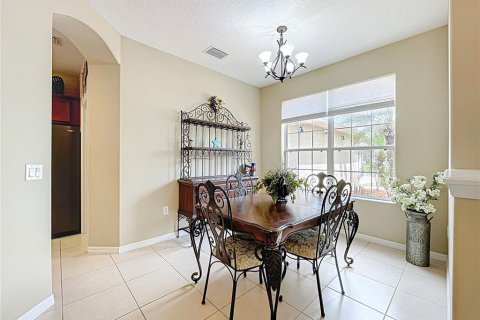 House in Grand Island, Florida 4 bedrooms, 184.69 sq.m. № 1658358 - photo 9