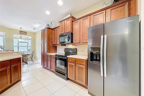 House in Grand Island, Florida 4 bedrooms, 184.69 sq.m. № 1658358 - photo 24