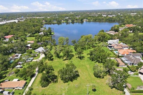Terrain à Tampa, Floride № 2406539