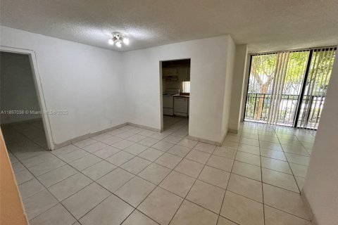 Condo in Sunny Isles Beach, Florida, 1 bedroom  № 1887679 - photo 27