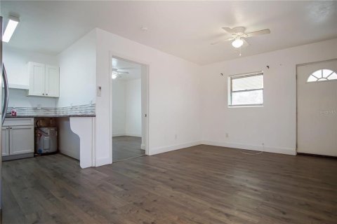 Casa en venta en Babson Park, Florida, 1 dormitorio, 45.89 m2 № 1917843 - foto 9