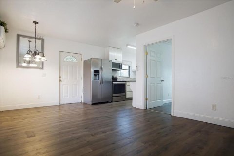 Casa en venta en Babson Park, Florida, 1 dormitorio, 45.89 m2 № 1917843 - foto 7