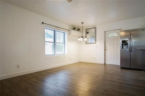 Casa en venta en Babson Park, Florida, 1 dormitorio, 45.89 m2 № 1917843 - foto 8