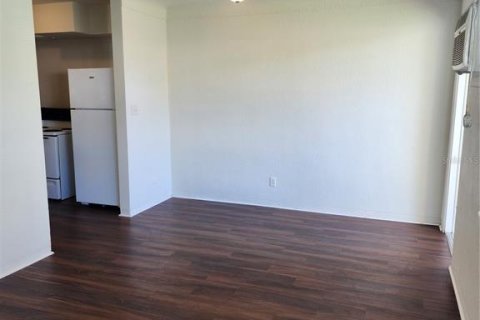 Apartment in Saint Petersburg, Florida 1 bedroom, 51.1 sq.m. № 2211829 - photo 2