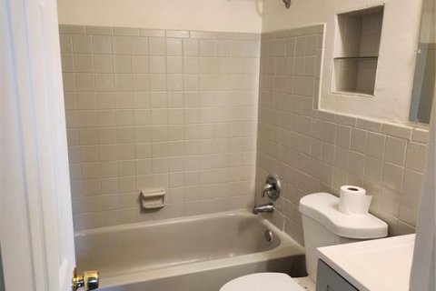 Apartment in Saint Petersburg, Florida 1 bedroom, 51.1 sq.m. № 2211829 - photo 5
