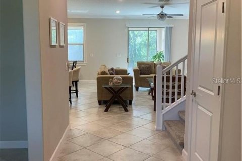 Casa en alquiler en Tampa, Florida, 4 dormitorios, 237.37 m2 № 1808543 - foto 3